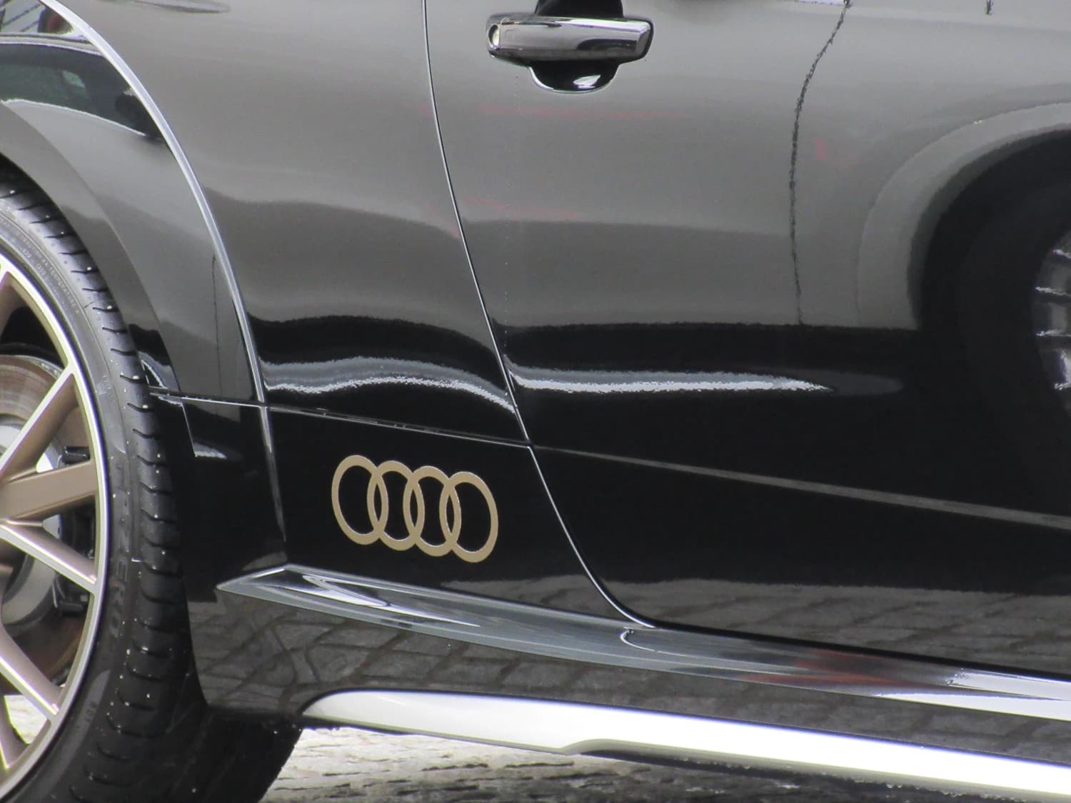 Audi TTS Memorial Edition - фото 26