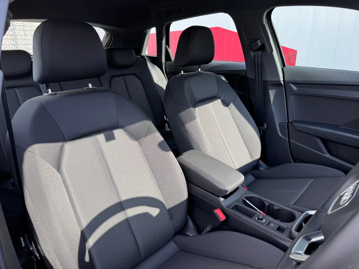 Audi A3 30 TFSI - фото 3