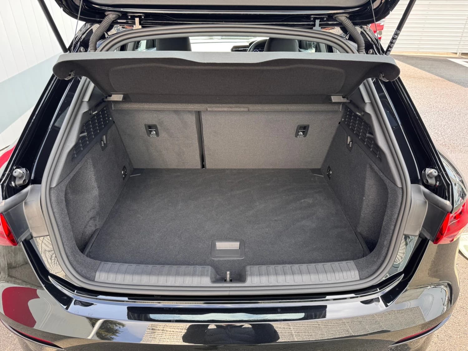 Audi A3 30 TFSI - фото 25