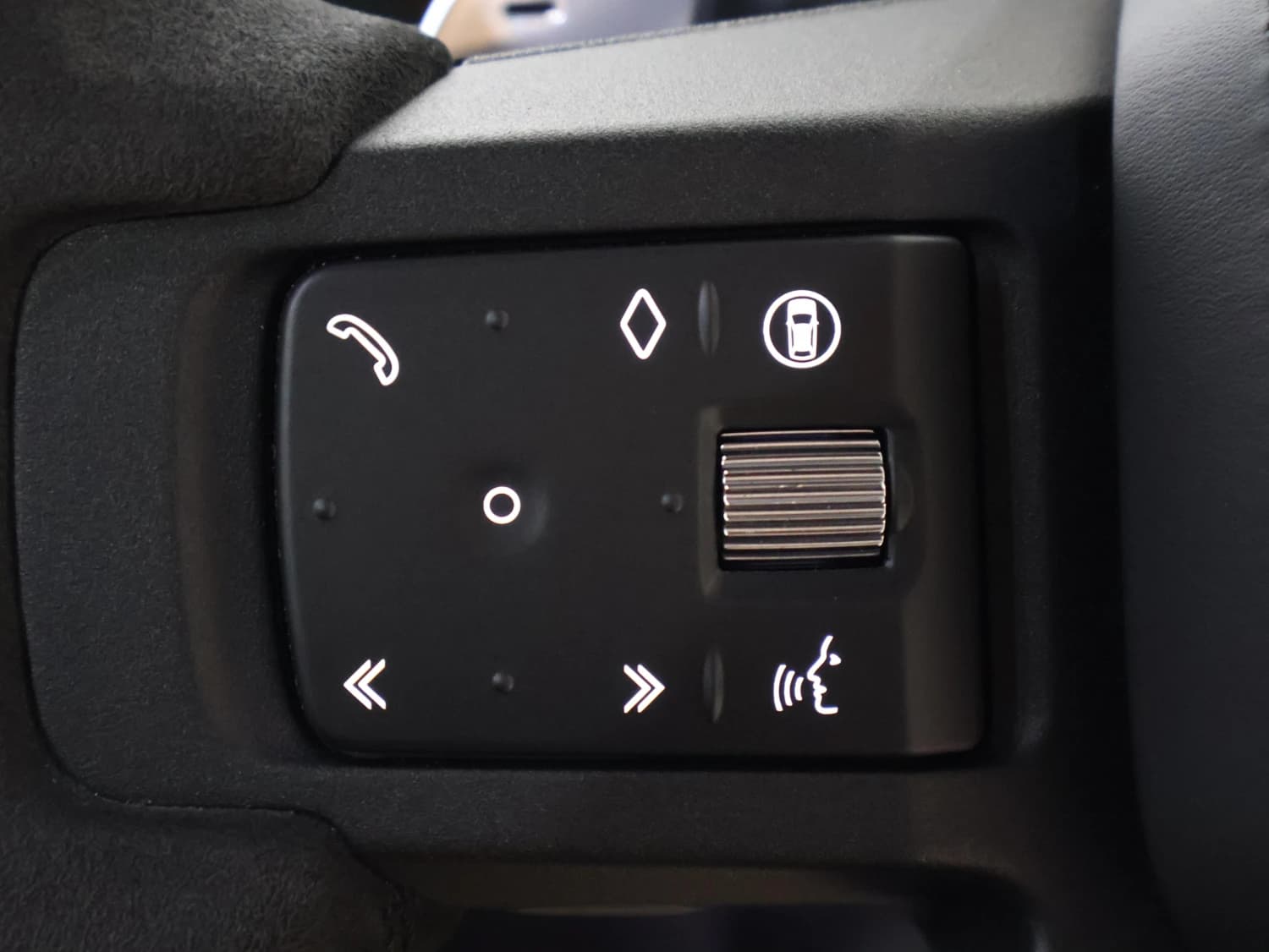 Land Rover Defender V8 P525 - фото 12