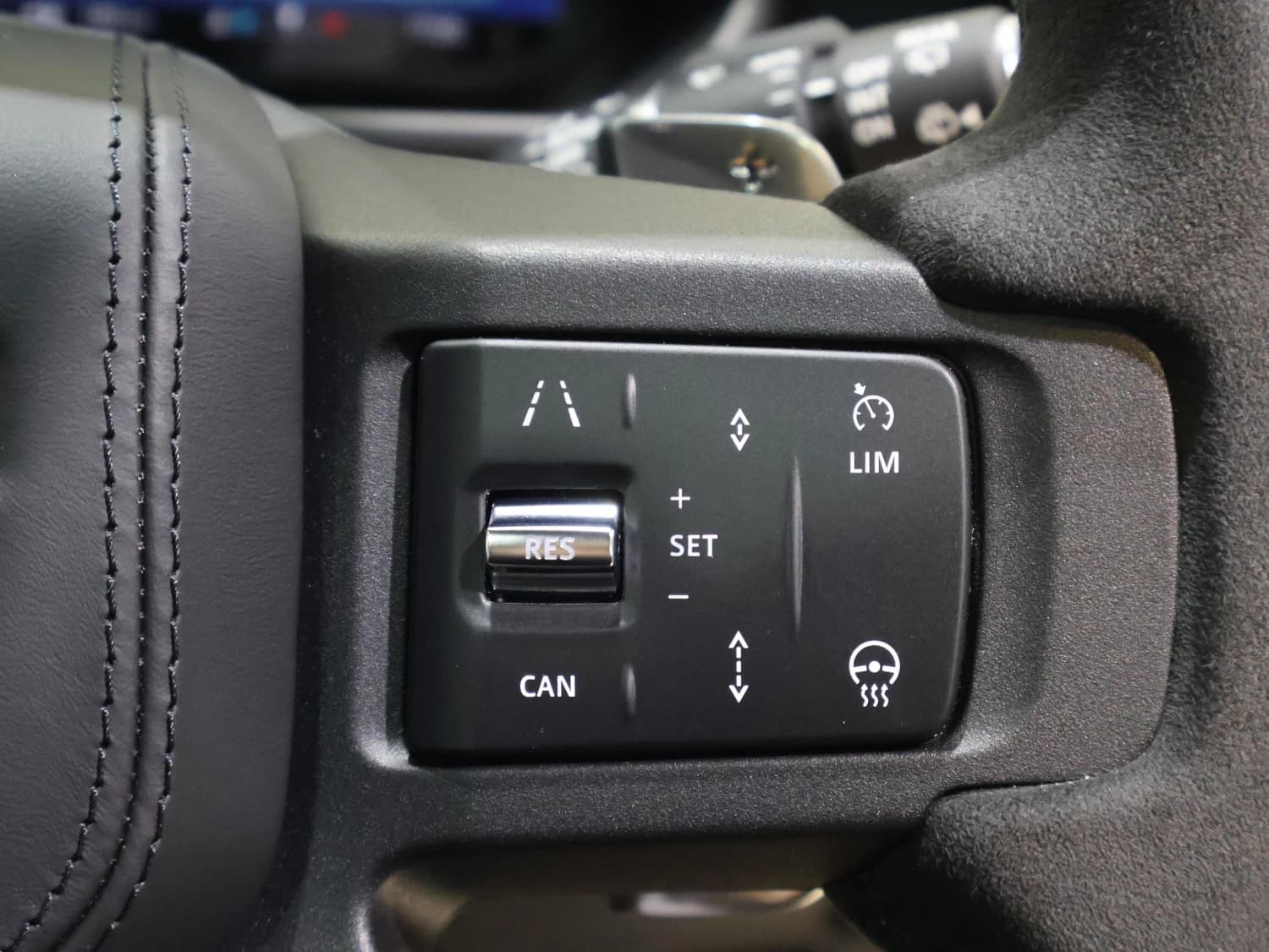 Land Rover Defender V8 P525 - фото 13