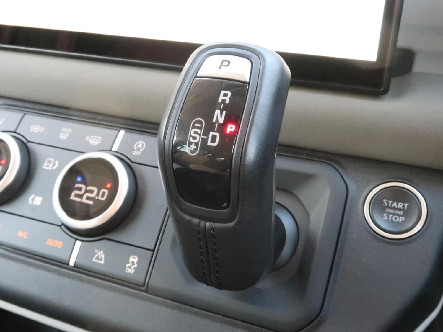 Land Rover Defender D300 Turbo - фото 23