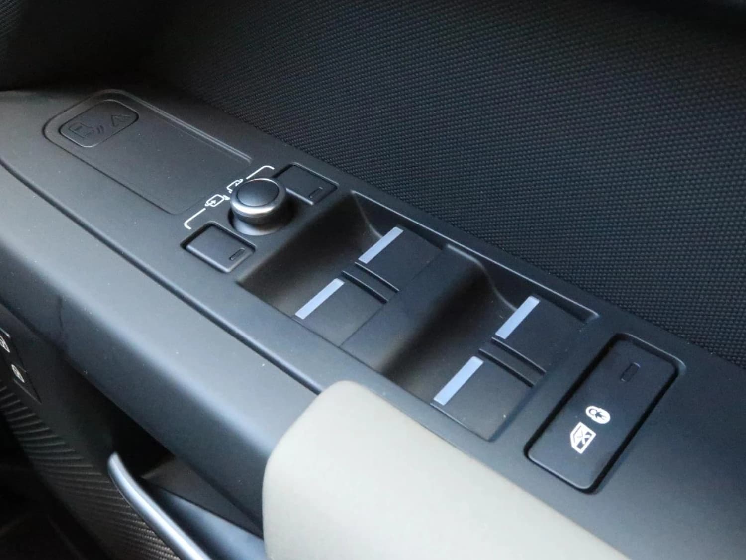 Land Rover Defender D300 Turbo - фото 25