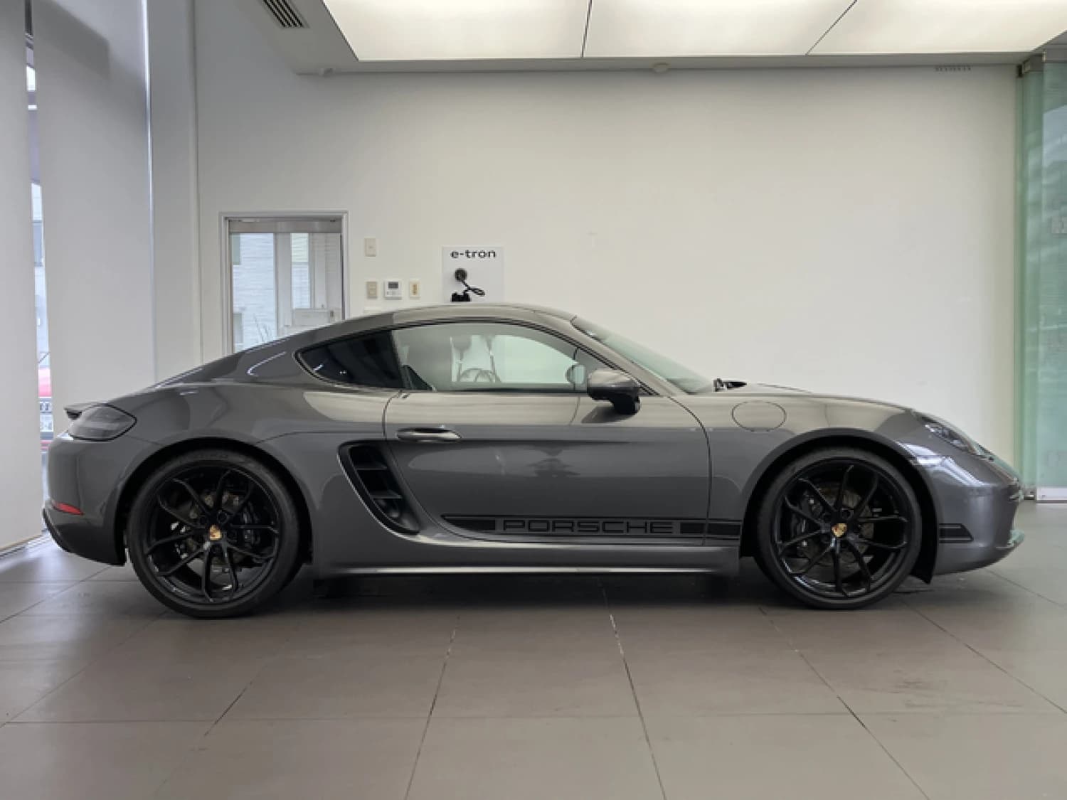 Porsche 718 Cayman Style Edition - фото 4