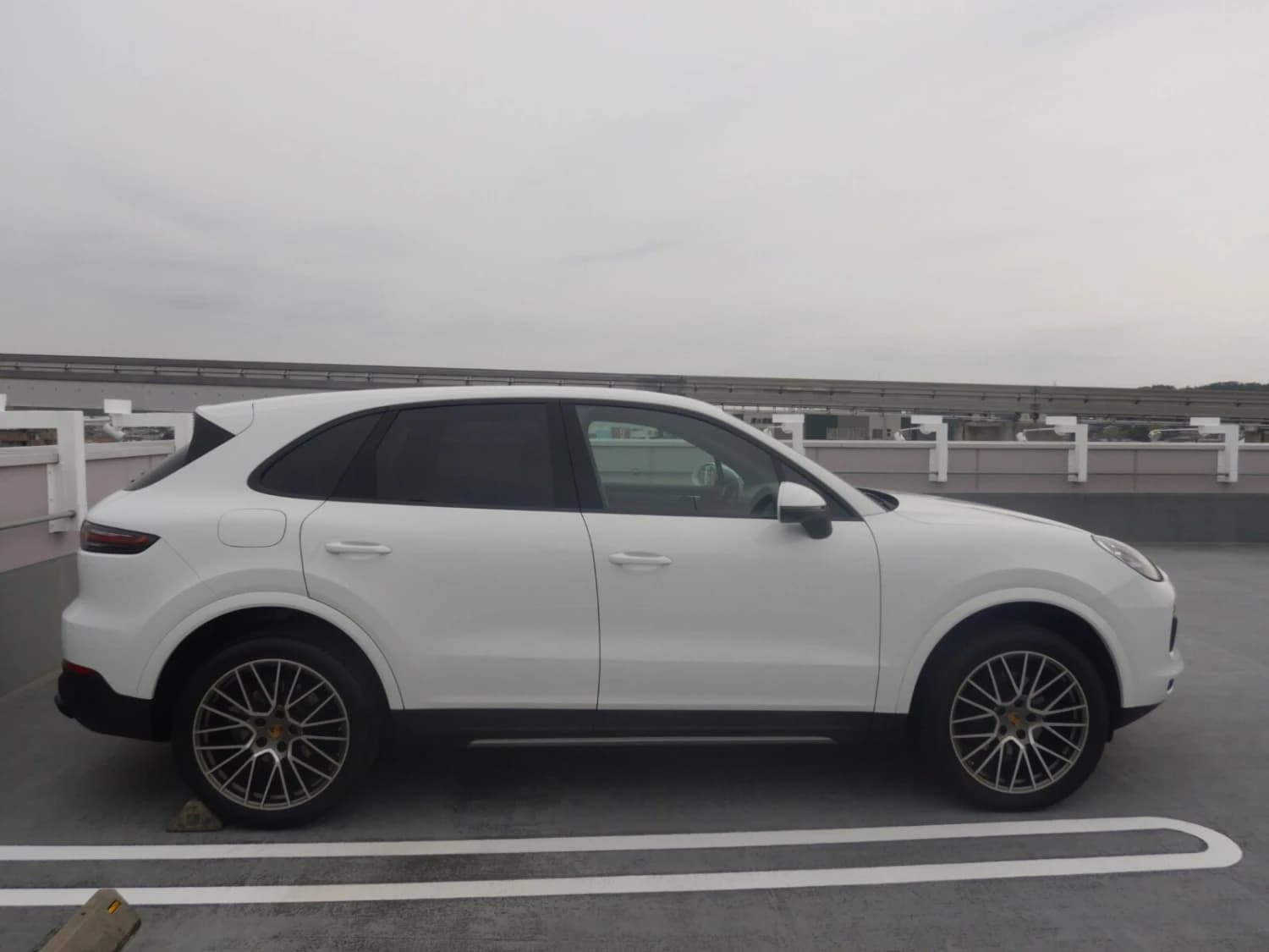 Porsche Cayenne Platinum Edition Tiptronic S - фото 9