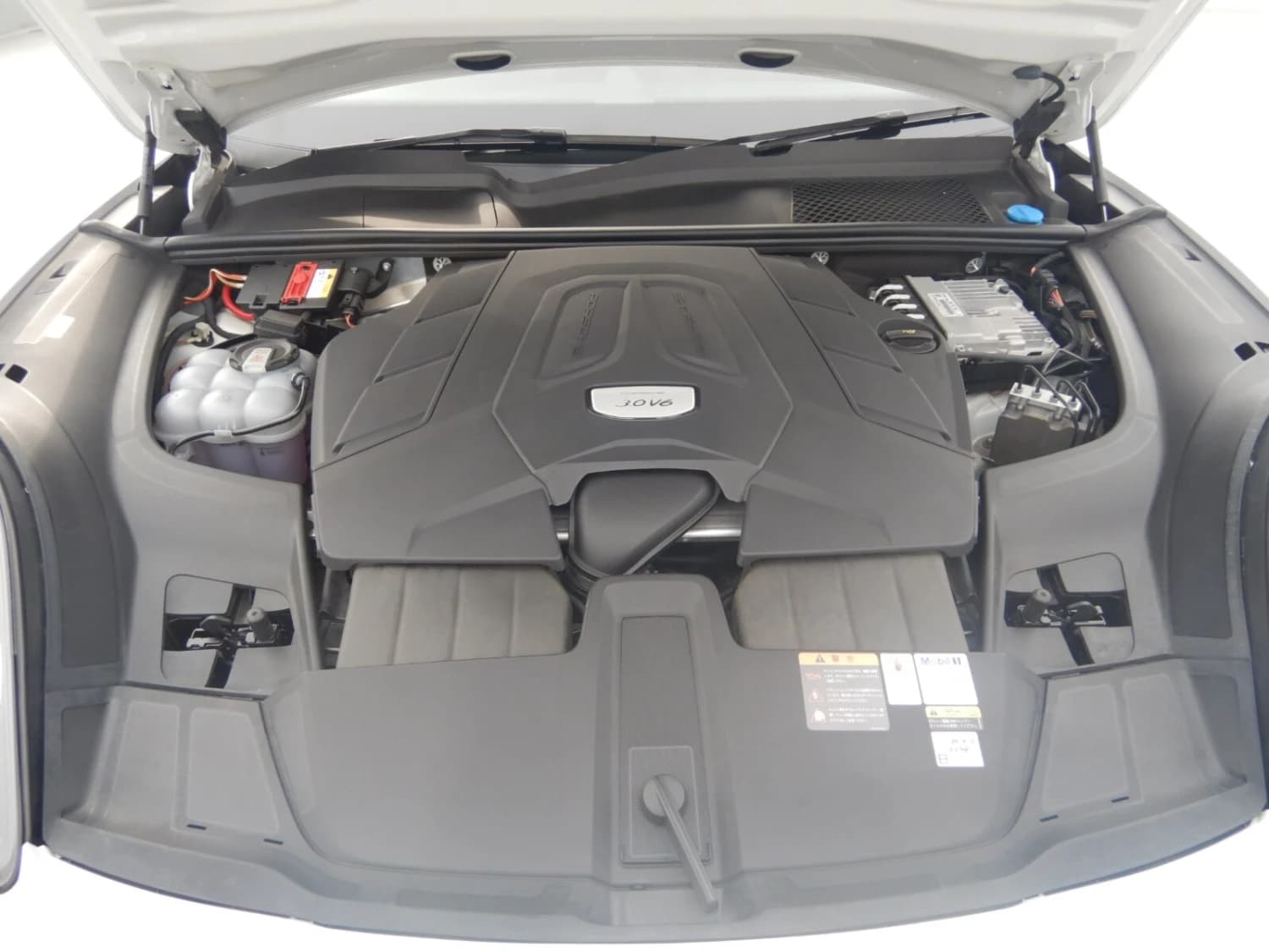 Porsche Cayenne Platinum Edition Tiptronic S - фото 34