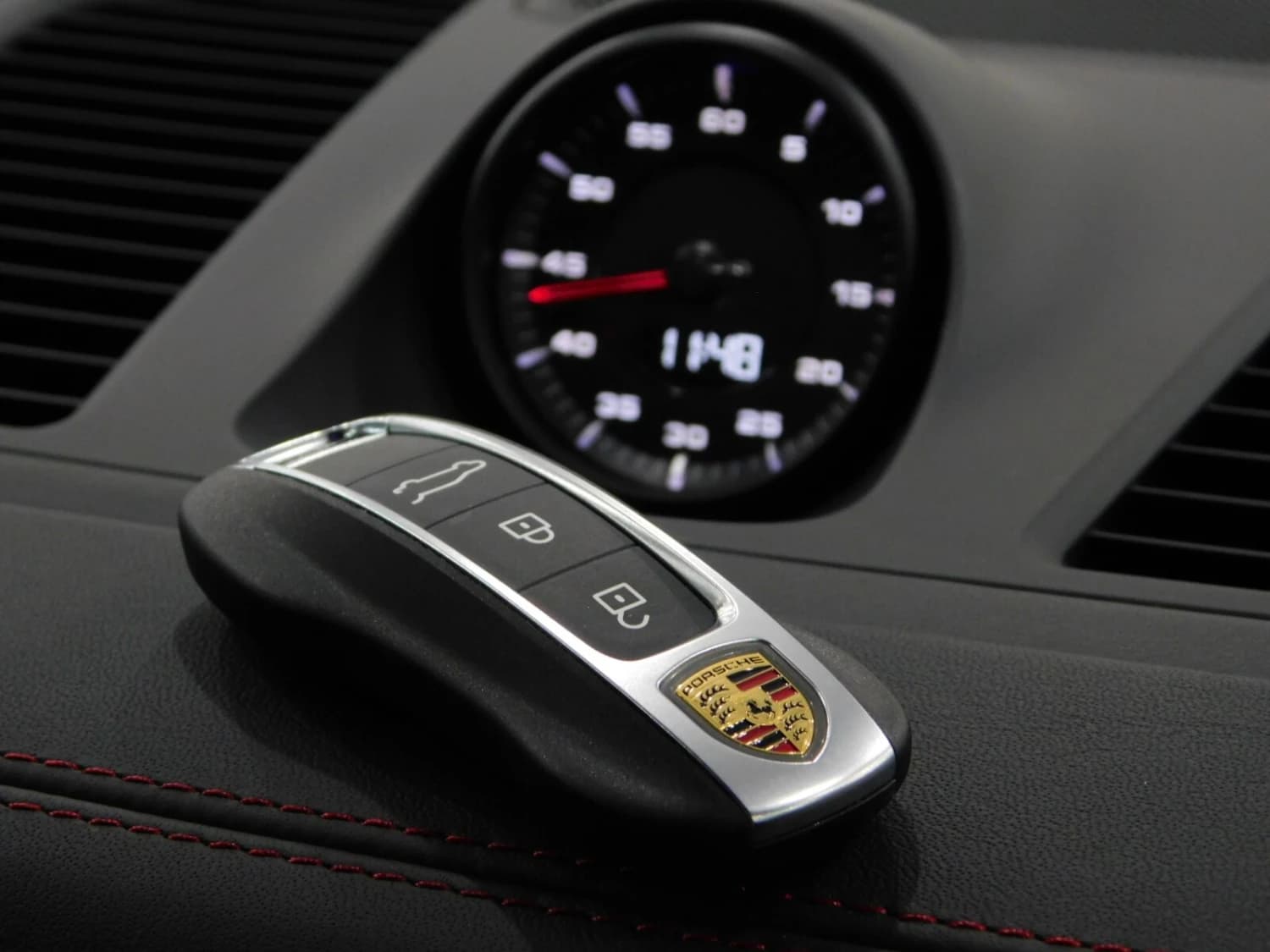 Porsche Cayenne GTS Tiptronic S - фото 21