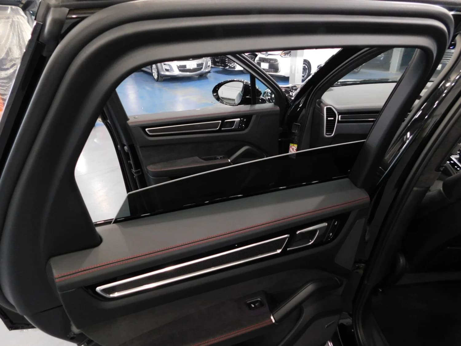 Porsche Cayenne GTS Tiptronic S - фото 34