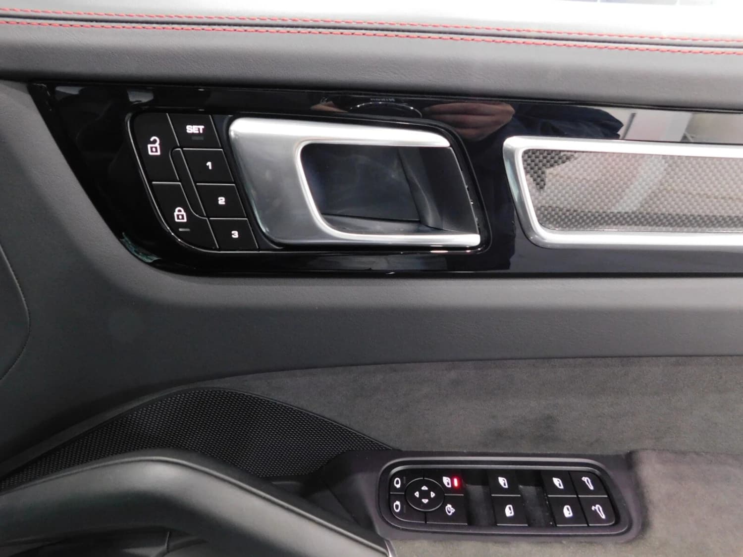 Porsche Cayenne GTS Tiptronic S - фото 36