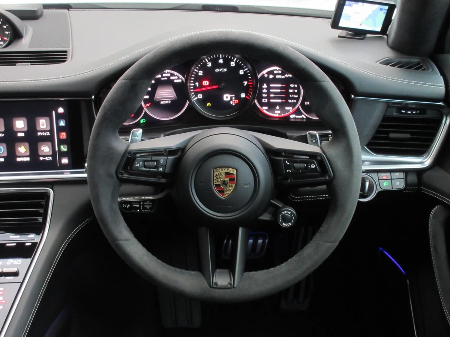 Porsche Panamera Sport Turismo GTS PDK - фото 11