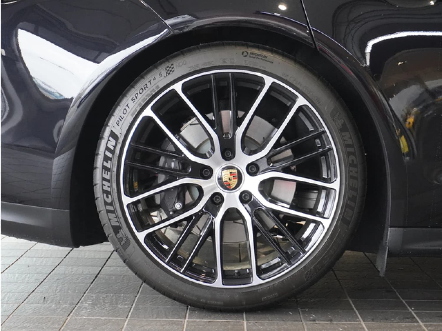 Porsche Panamera 4 PDK - фото 19