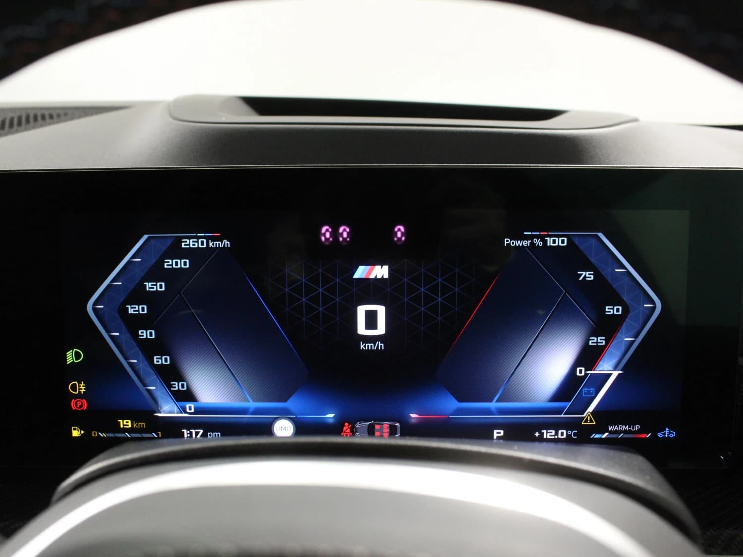 BMW X6 M60i xDrive - фото 20