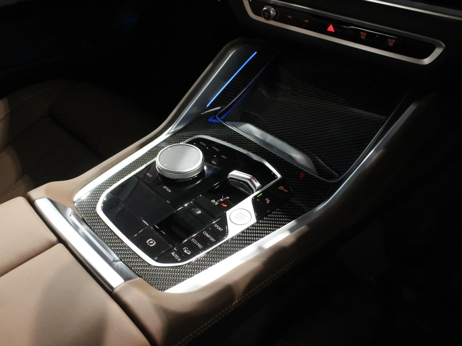 BMW X6 M60i xDrive - фото 24