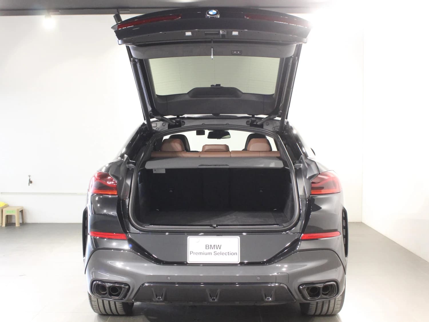 BMW X6 M60i xDrive - фото 42