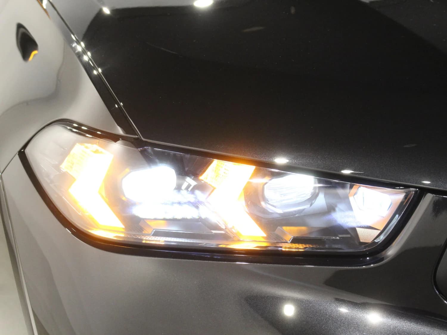 BMW X6 M60i xDrive - фото 47