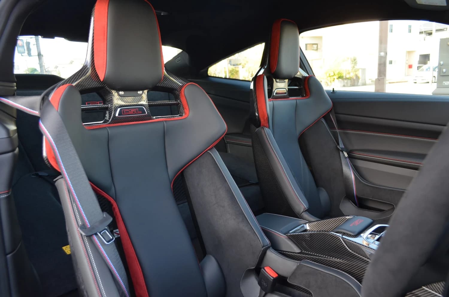 BMW M4 Limited Edition - фото 3