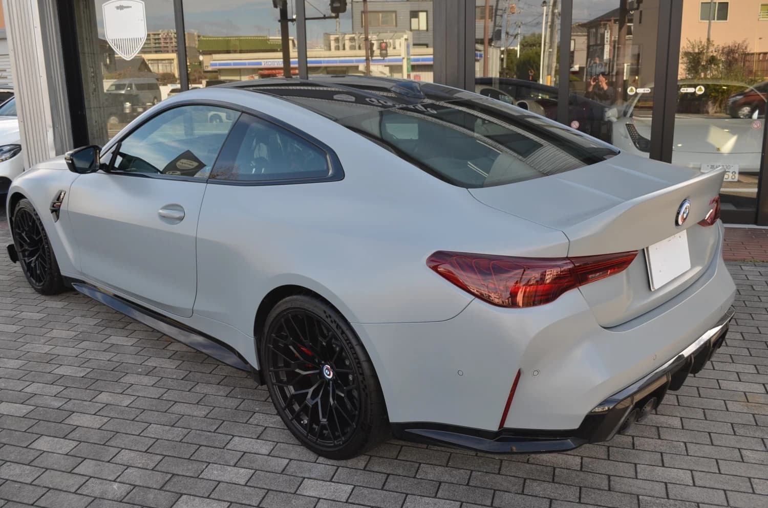 BMW M4 Limited Edition - фото 6