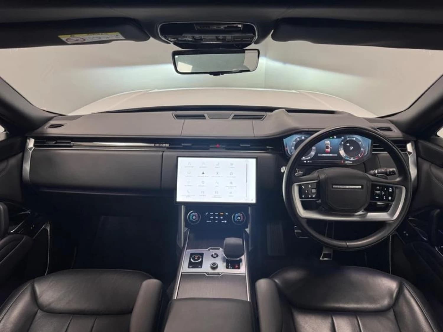 Land Rover Range Rover P400 MHEV Autobiography Long Wheelbase - фото 2