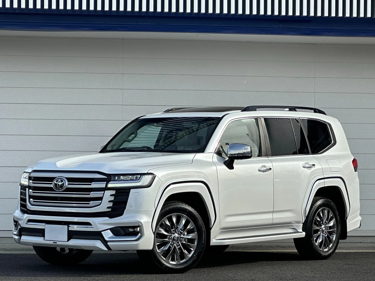 Toyota Land Cruiser 300 3.4 ZX Modellista - фото 3