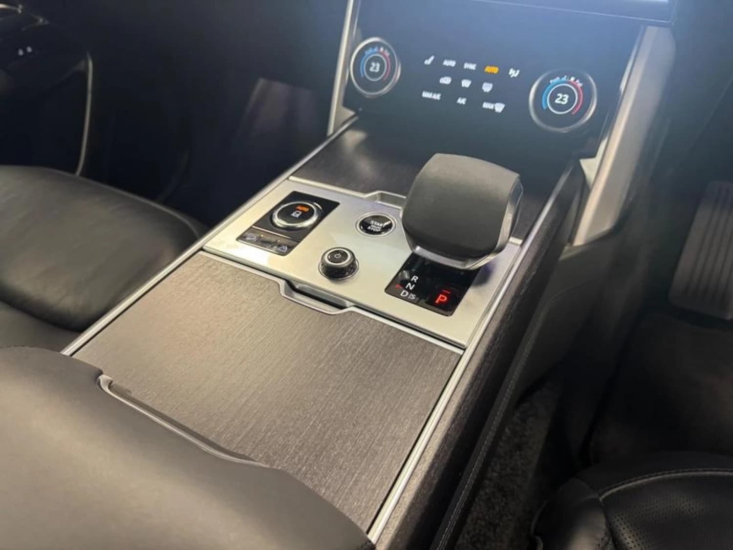 Land Rover Range Rover P400 MHEV Autobiography Long Wheelbase - фото 8