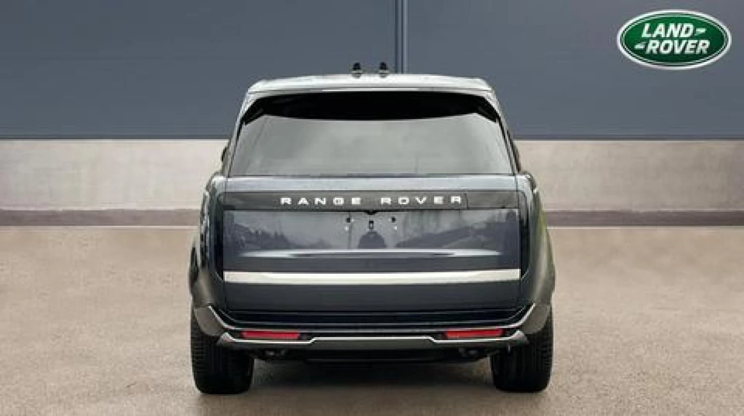 Land Rover Range Rover P400 Autobiography Long Wheelbase - фото 8