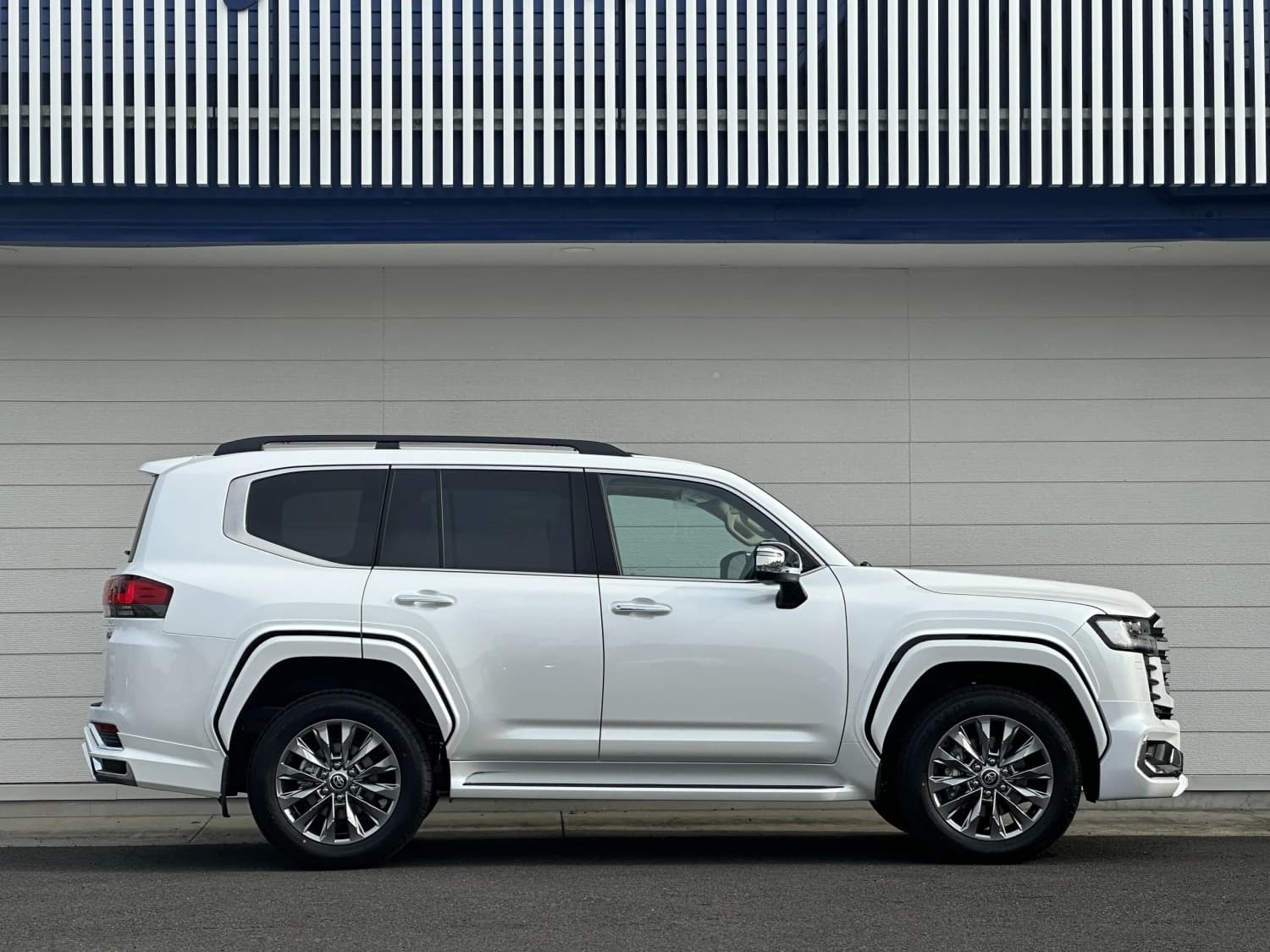 Toyota Land Cruiser 300 3.4 ZX Modellista - фото 10