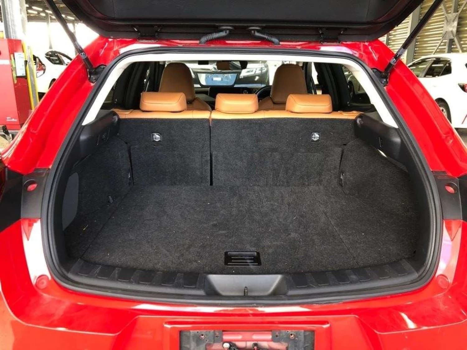 Lexus UX - фото 8