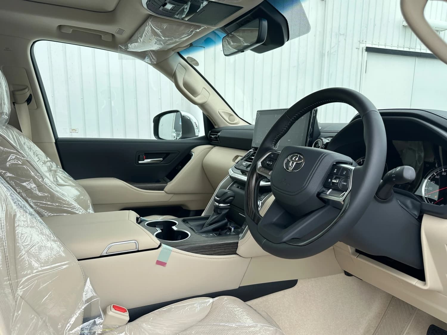 Toyota Land Cruiser 300 3.4 ZX Modellista - фото 21