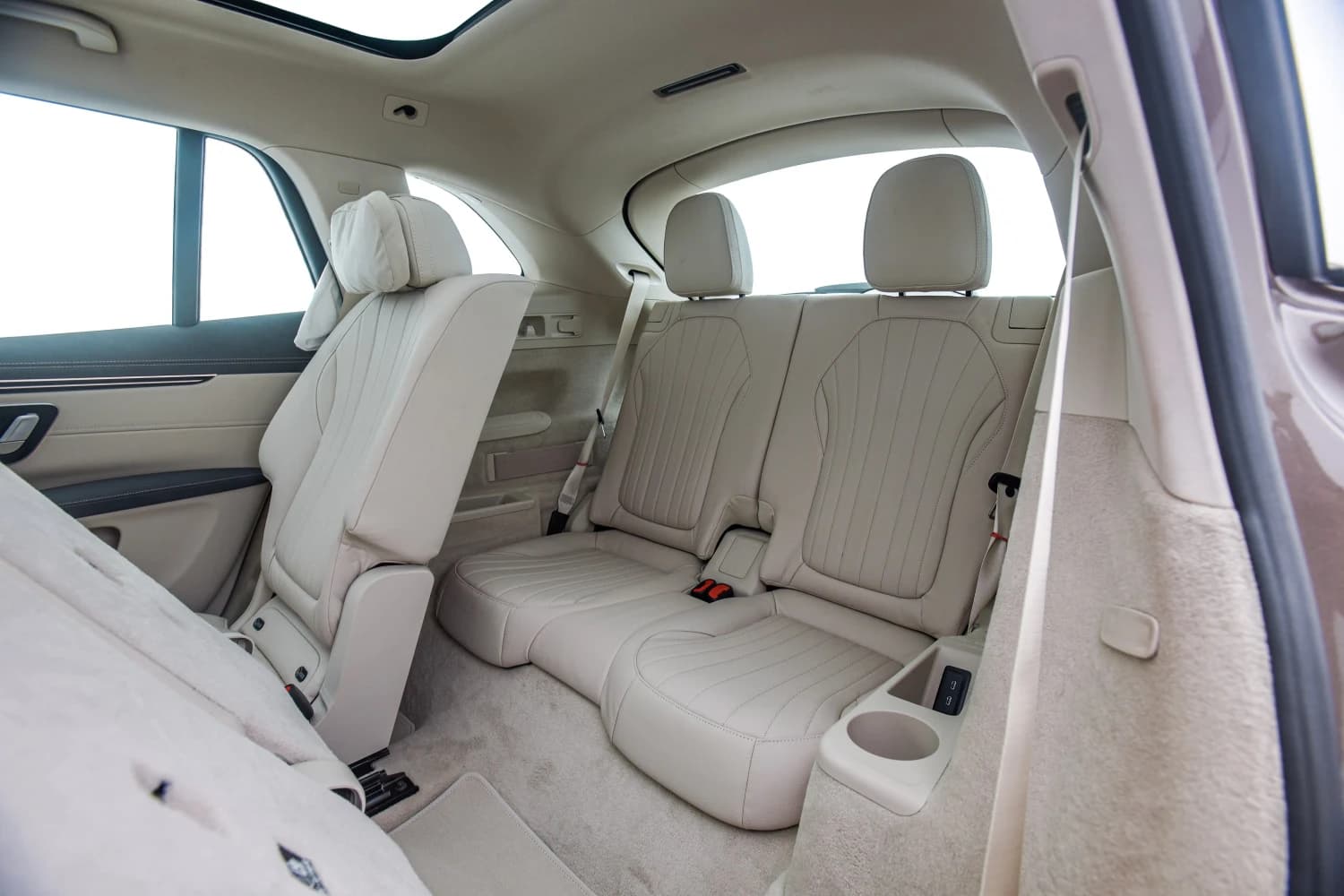 Mercedes EQS SUV 450 4Matic - фото 4