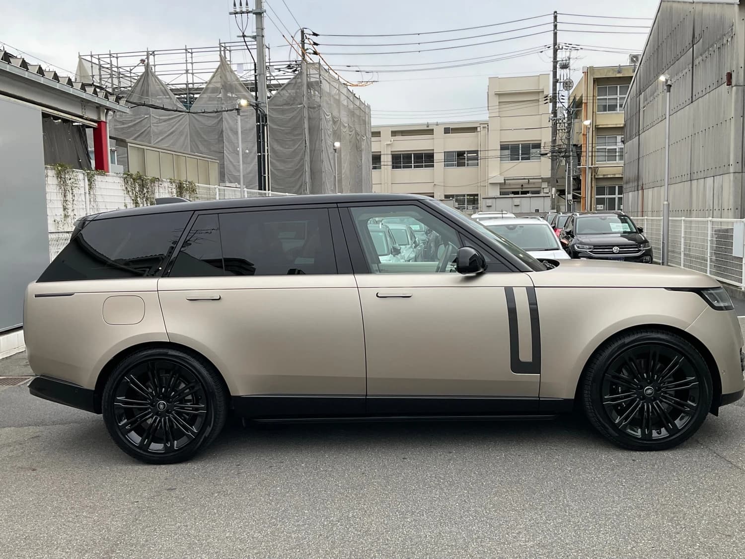 Land Rover Range Rover First Edition P530 Long Wheelbase - фото 11