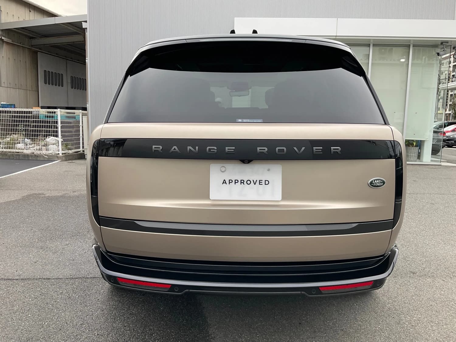 Land Rover Range Rover First Edition P530 Long Wheelbase - фото 9