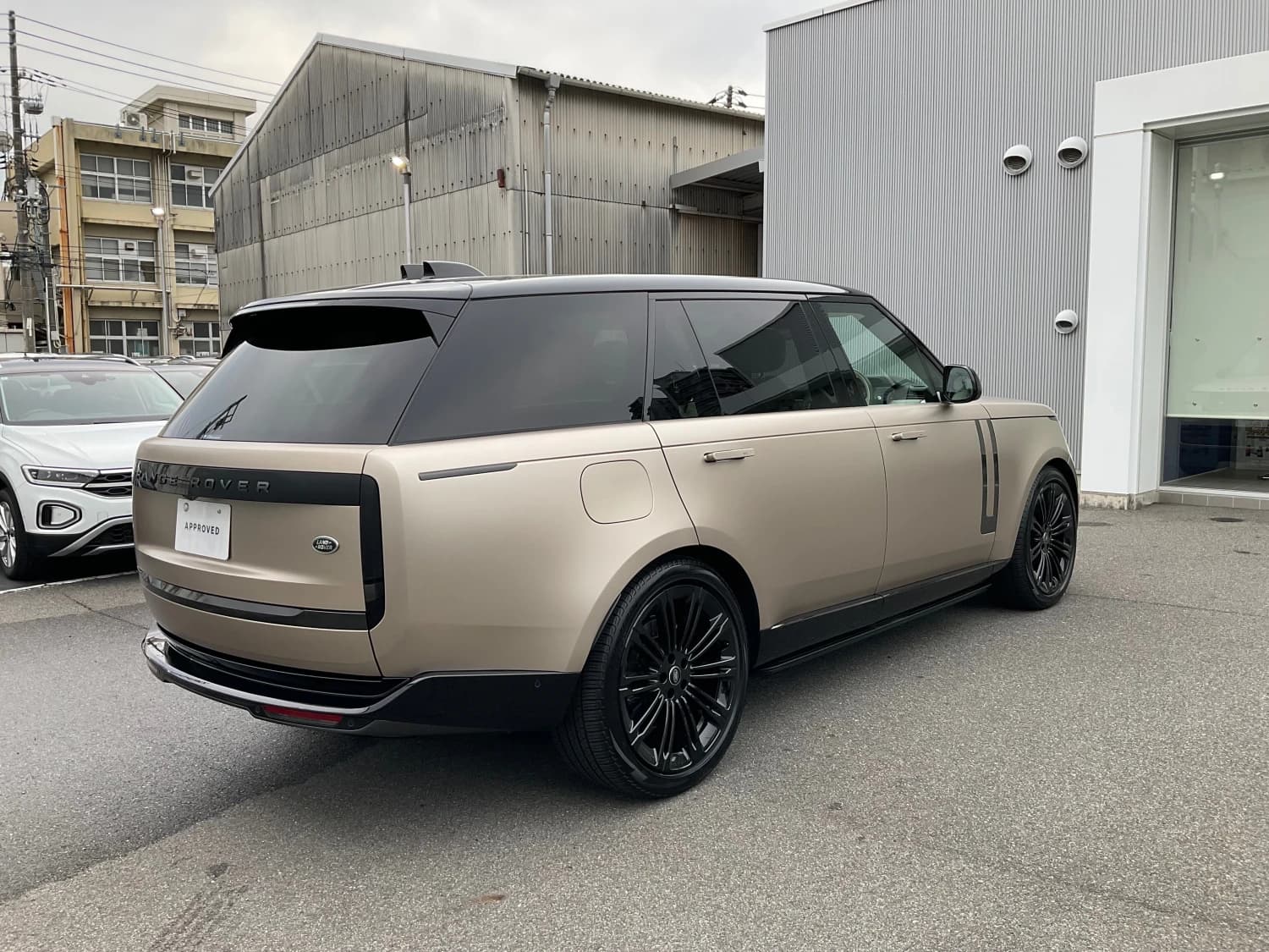 Land Rover Range Rover First Edition P530 Long Wheelbase - фото 10