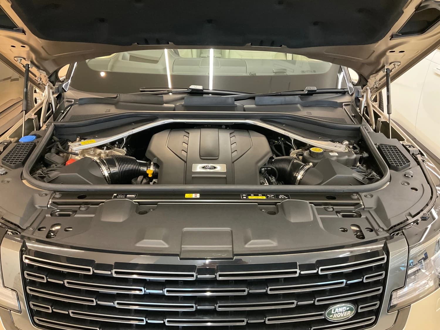 Land Rover Range Rover First Edition P530 Long Wheelbase - фото 29