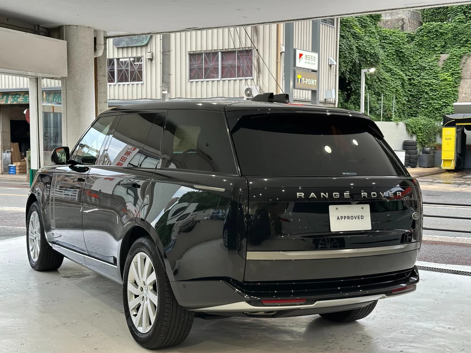 Land Rover Range Rover SE P530 Long Wheelbase - фото 10