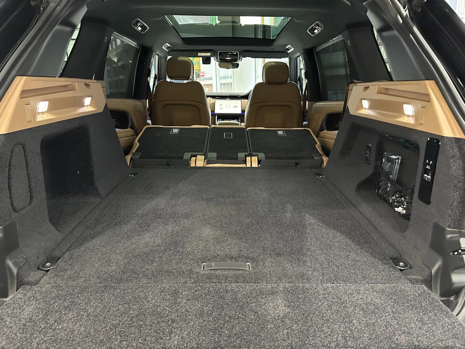 Land Rover Range Rover SE P530 Long Wheelbase - фото 27