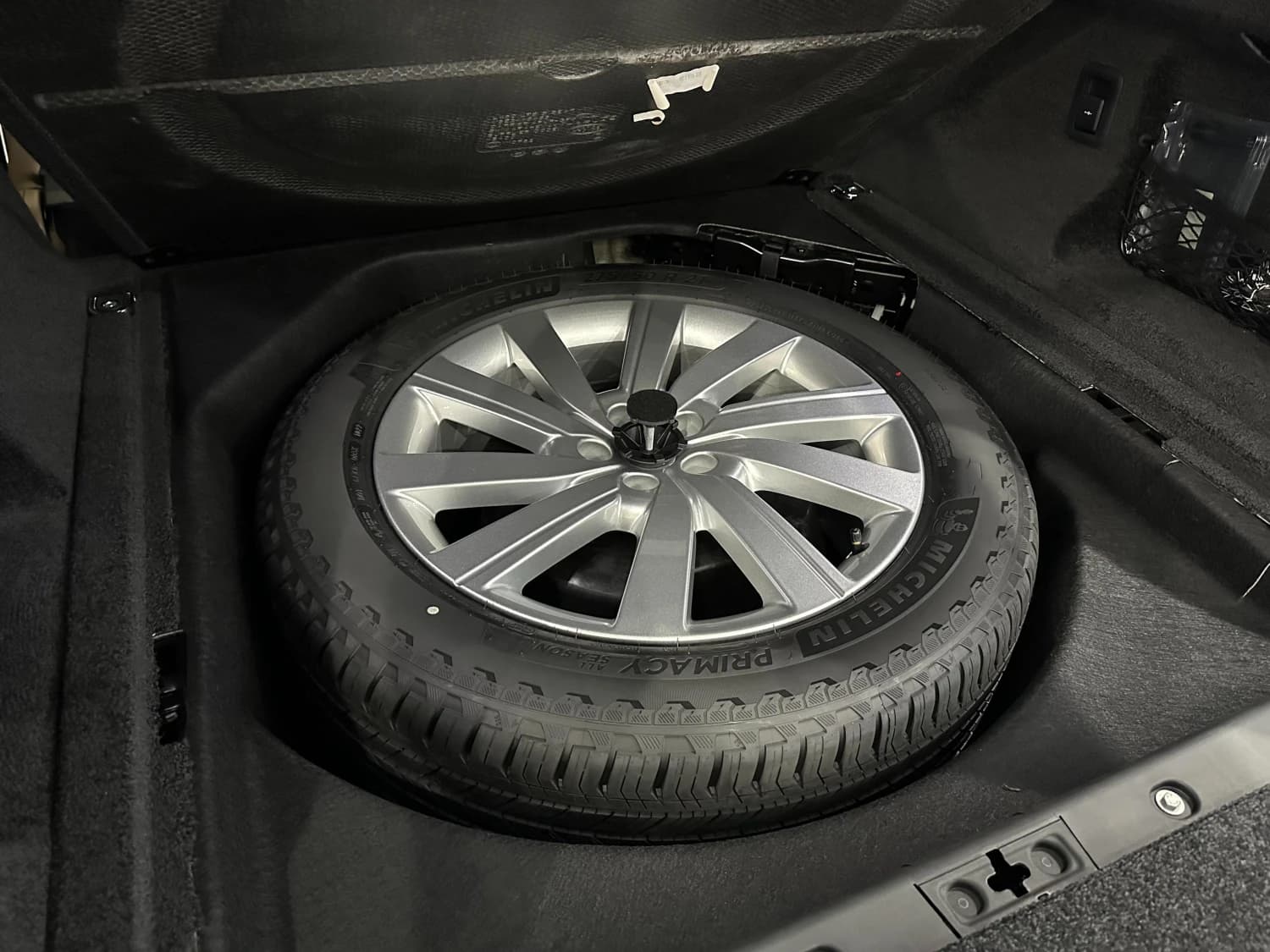 Land Rover Range Rover SE P530 Long Wheelbase - фото 29