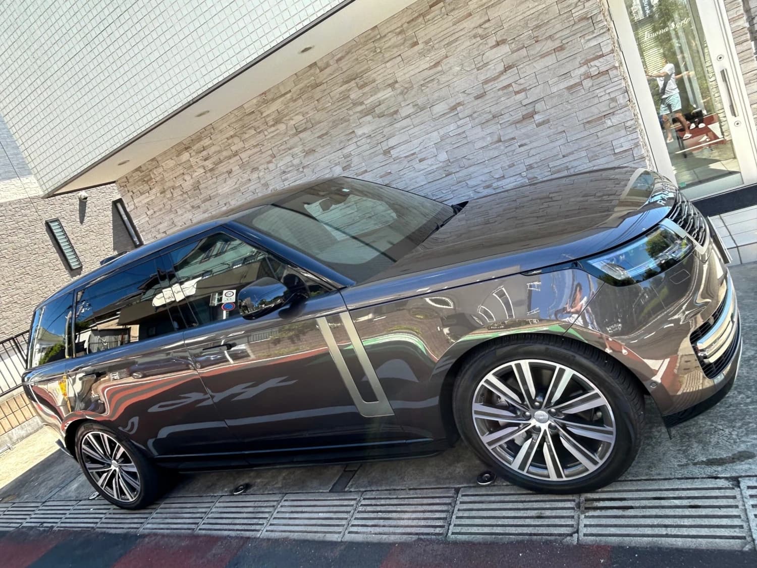 Land Rover Range Rover HSE P440e Long Wheelbase - фото 7