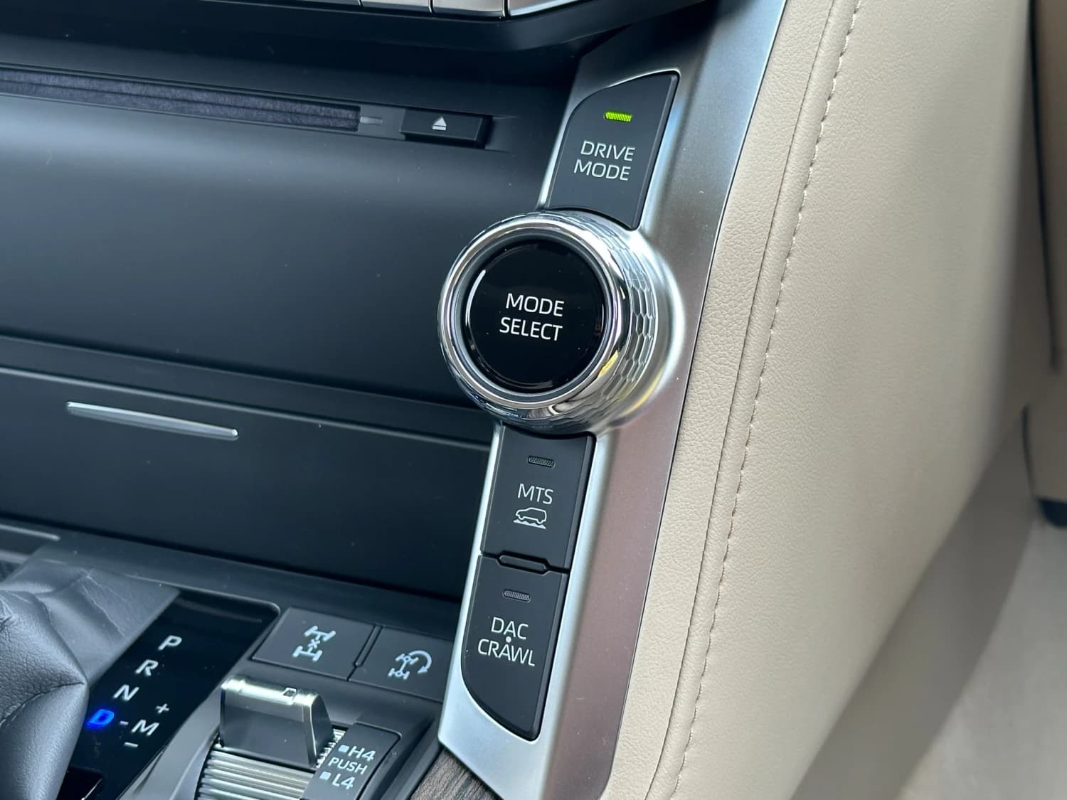 Toyota Land Cruiser 300 3.4 ZX Modellista - фото 40