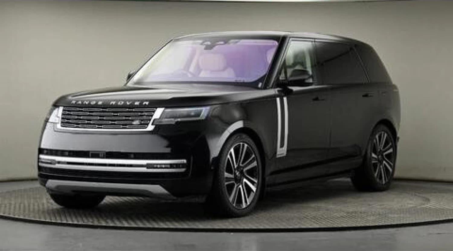 Land Rover Range Rover Autobiography P440e Long Wheelbase