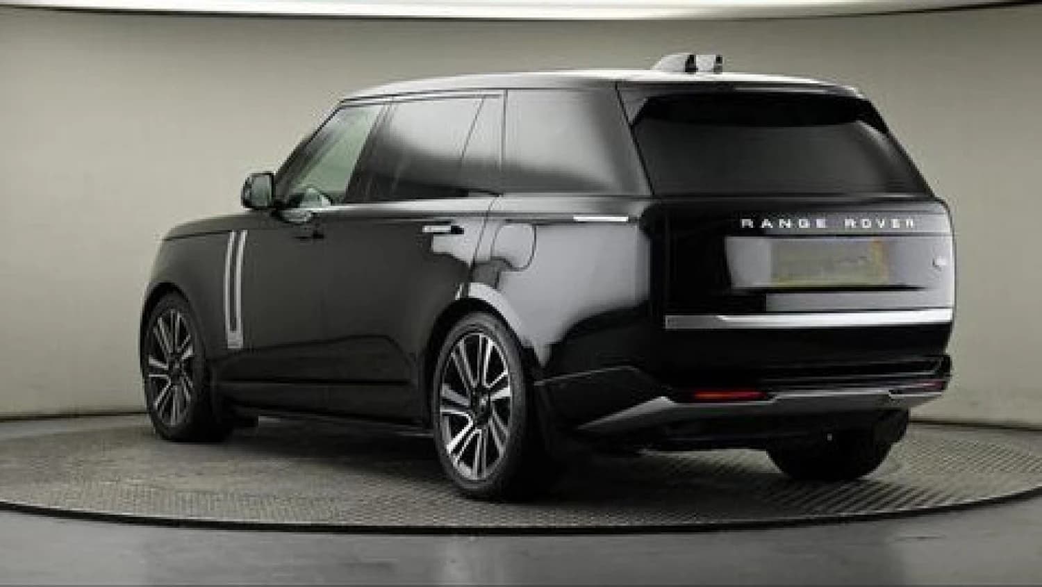 Land Rover Range Rover Autobiography P440e Long Wheelbase - фото 13