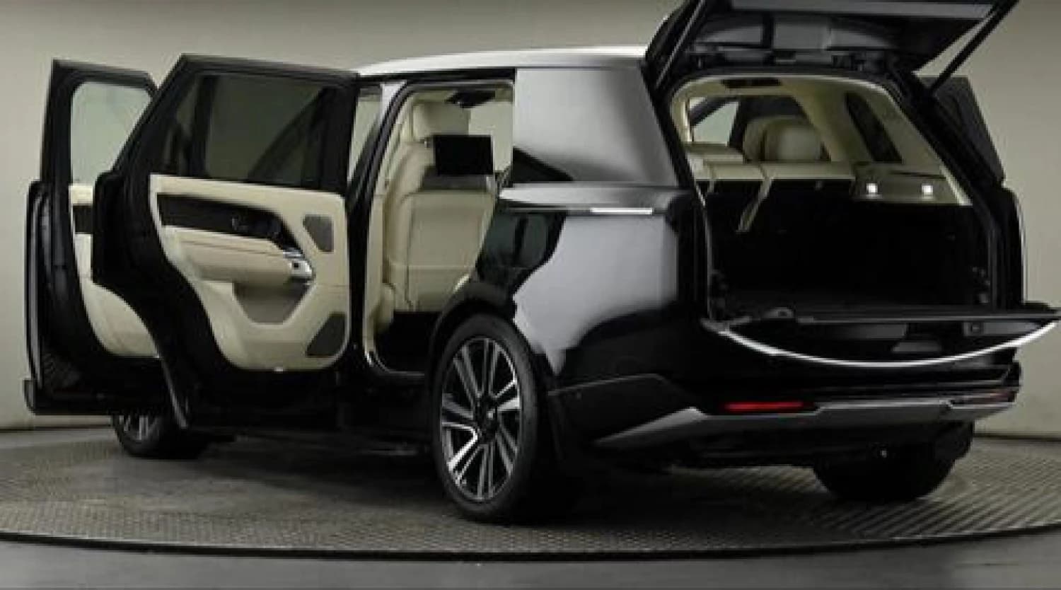 Land Rover Range Rover Autobiography P440e Long Wheelbase - фото 14