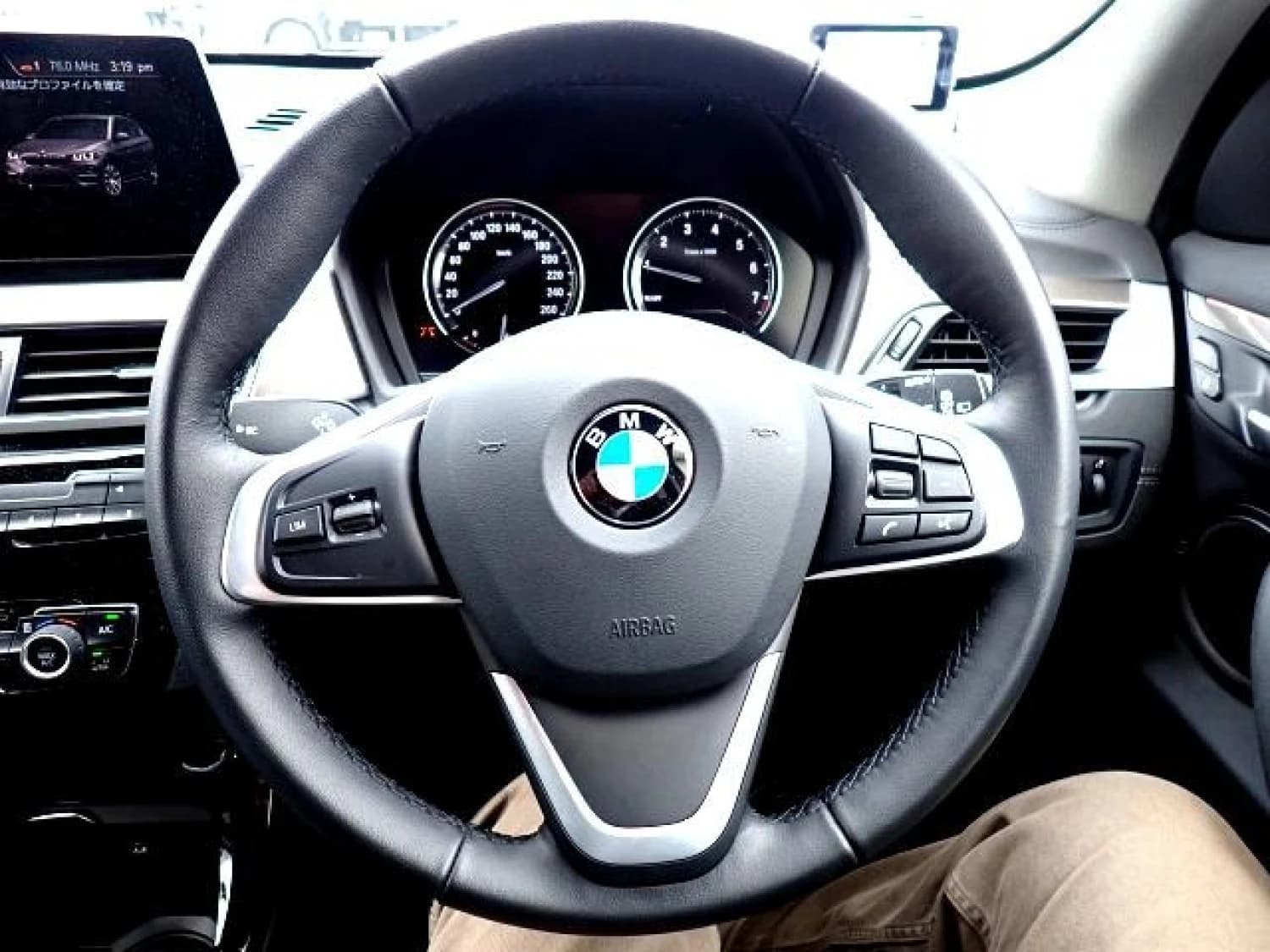 BMW X1 - фото 10