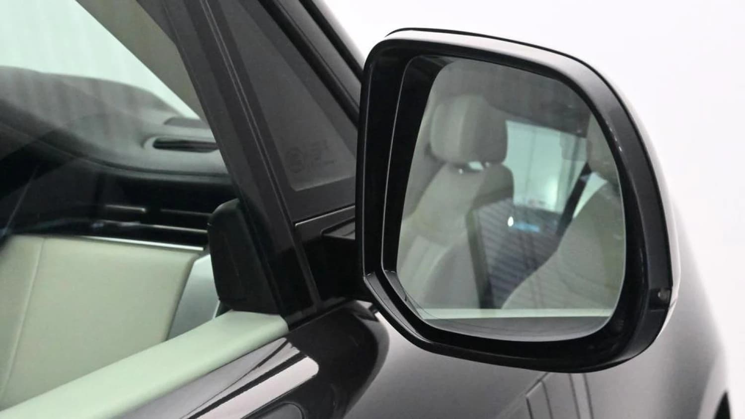 Land Rover Range Rover Autobiography D350 Long Wheelbase - фото 24