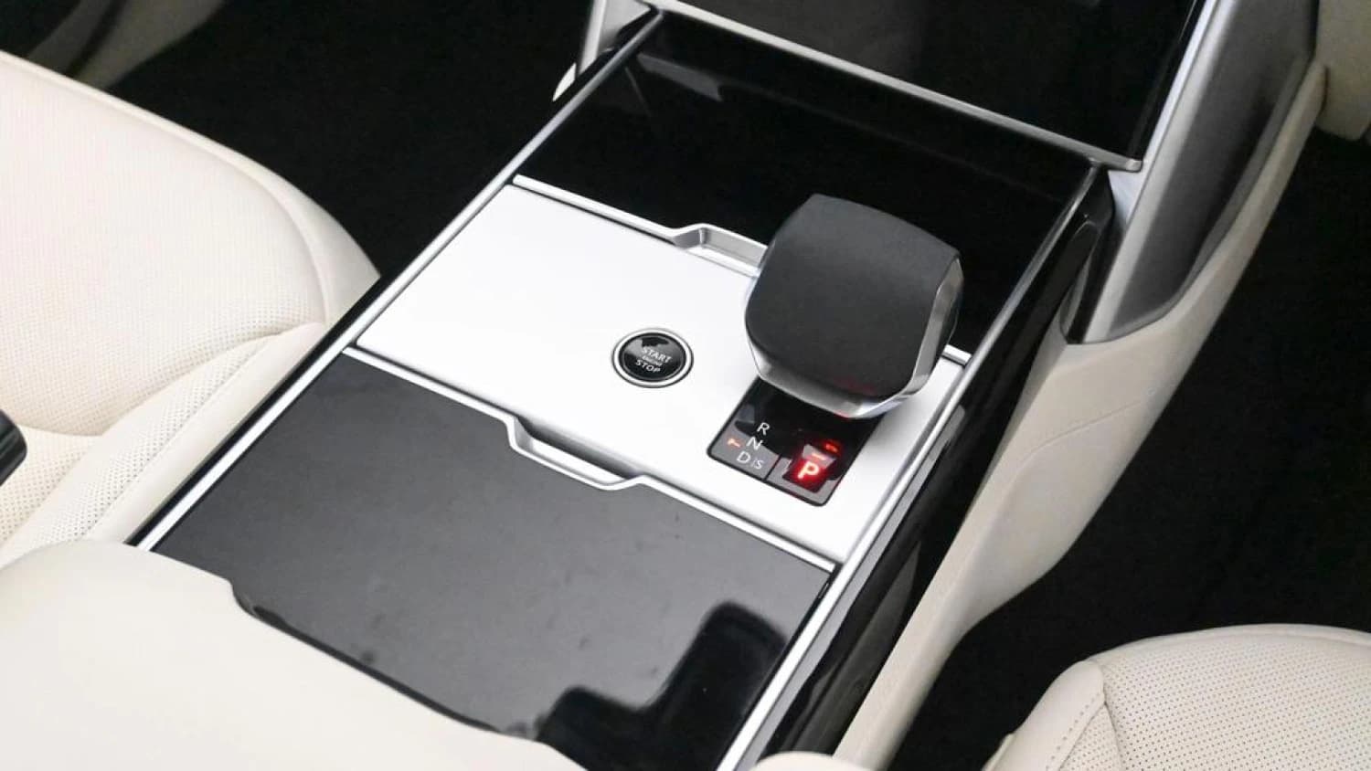 Land Rover Range Rover Autobiography D350 Long Wheelbase - фото 29