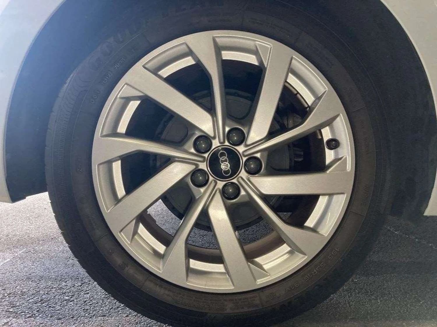 Audi A1 25 TFSI - фото 10