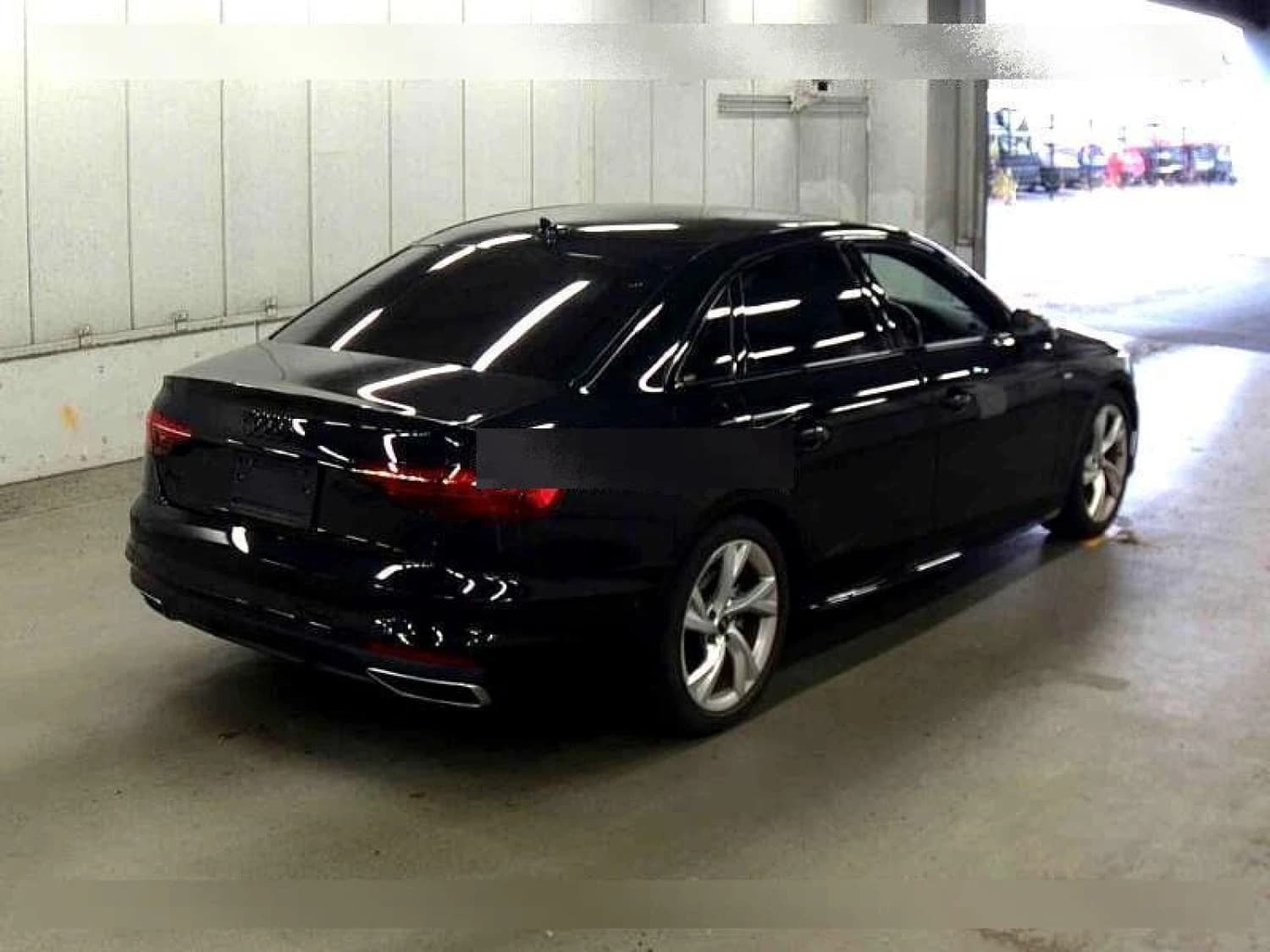 Audi A4 35TFSI S Line - фото 4