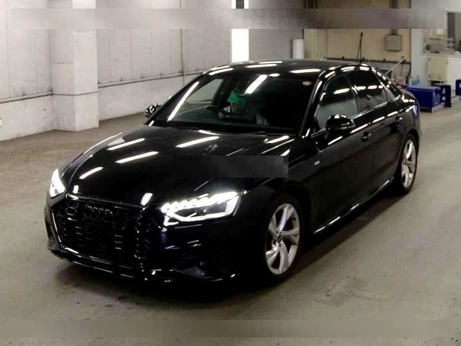 Audi A4 35TFSI S Line - фото 5