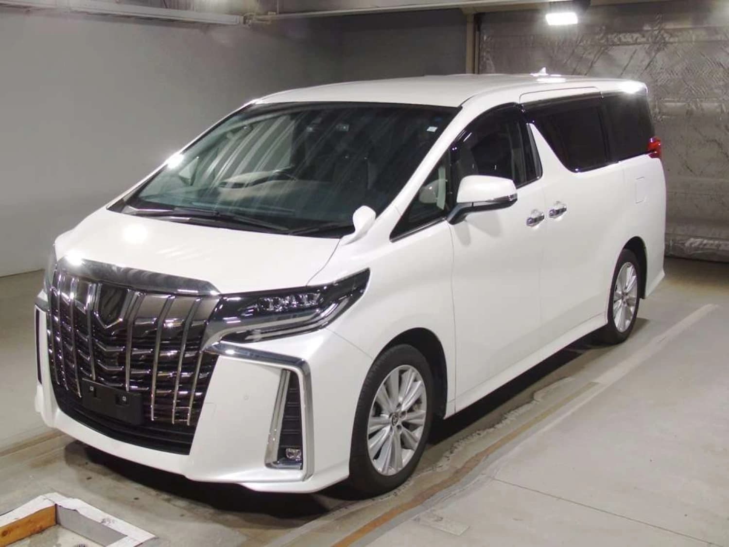 Toyota Alphard 3.5 SC