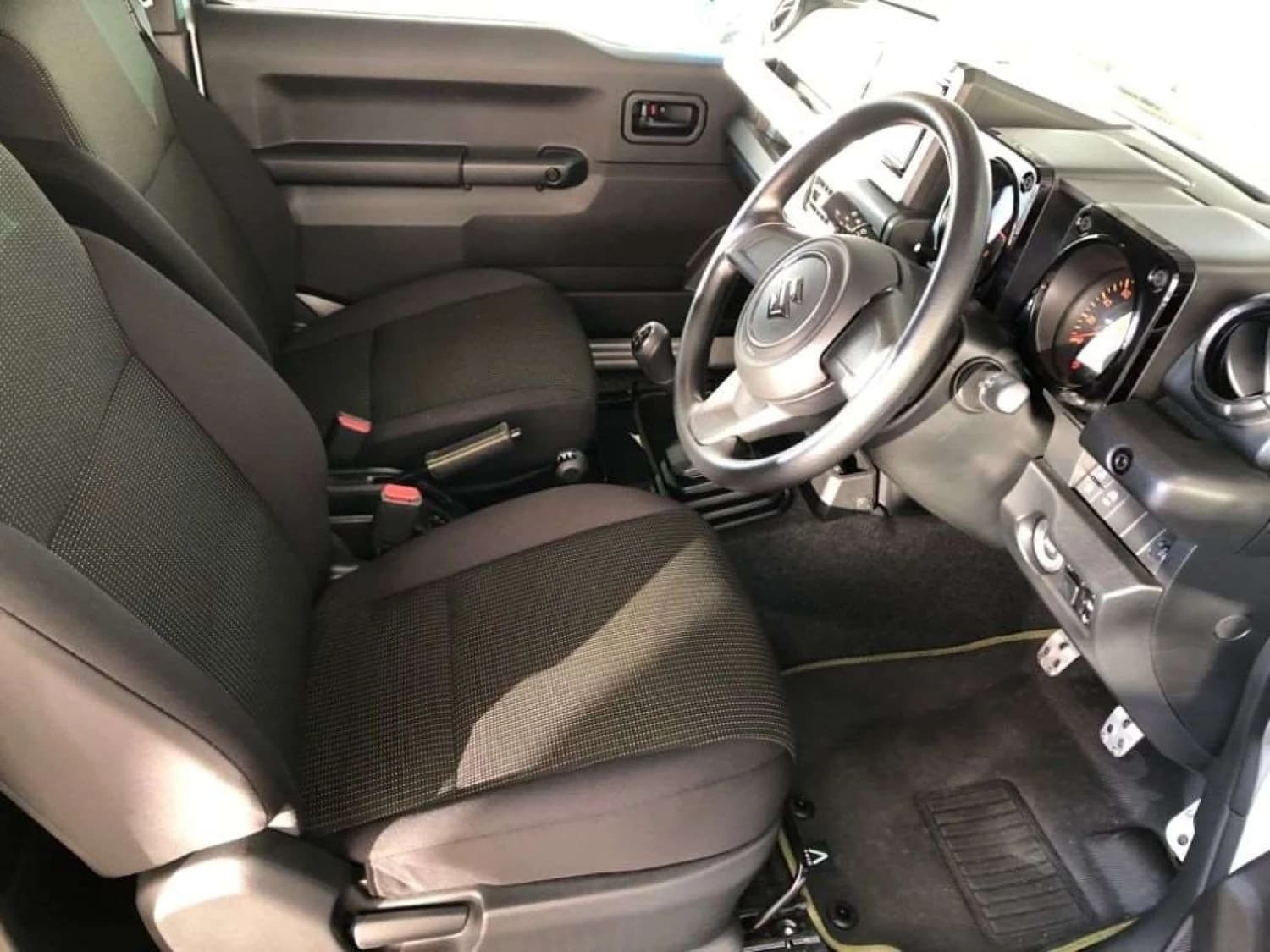 Suzuki Jimny Sierra JL - фото 7