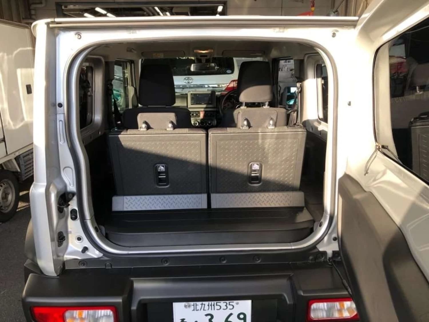 Suzuki Jimny Sierra JL - фото 10